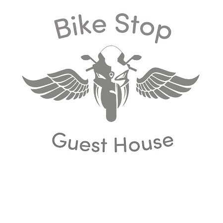 בארידייל Monique'S Guest House & Bike Stop מראה חיצוני תמונה